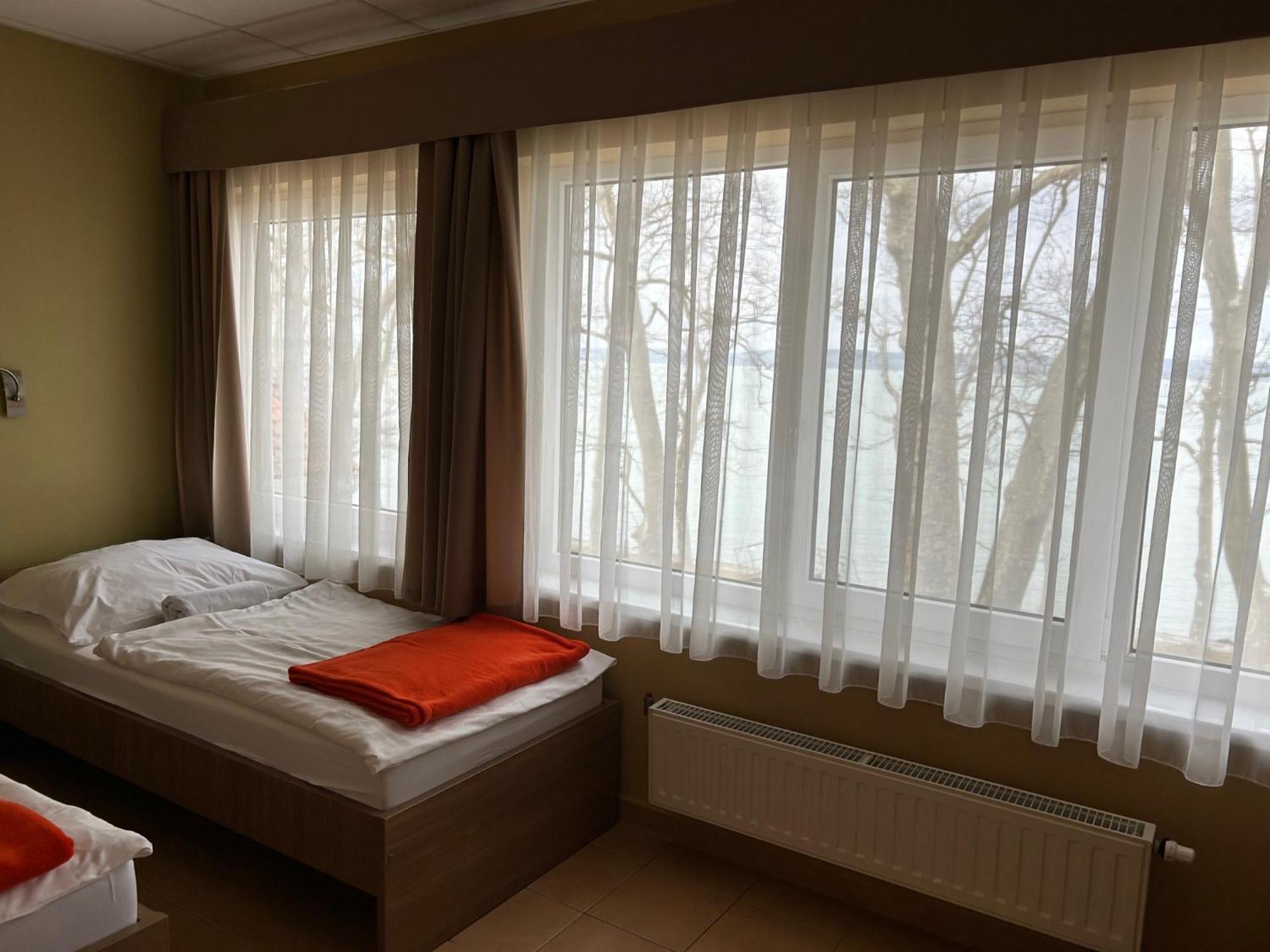Bf Hotel Balatonföldvár 외부 사진