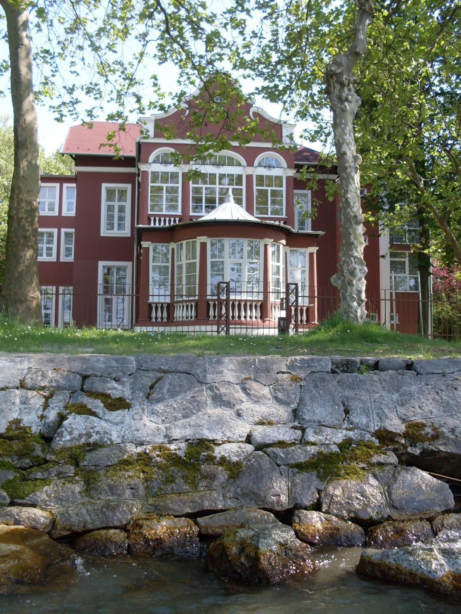 Bf Hotel Balatonföldvár 외부 사진