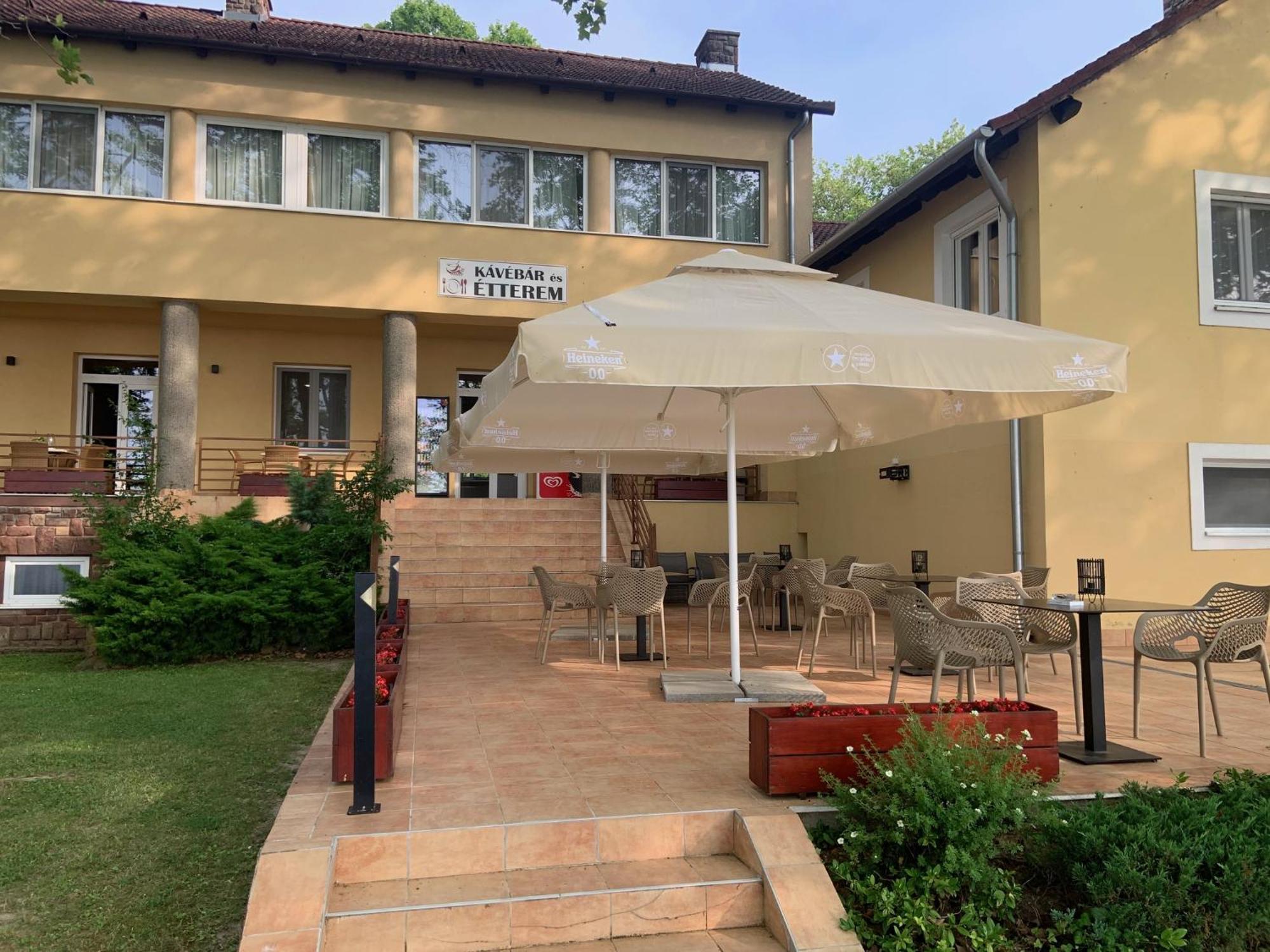 Bf Hotel Balatonföldvár 외부 사진