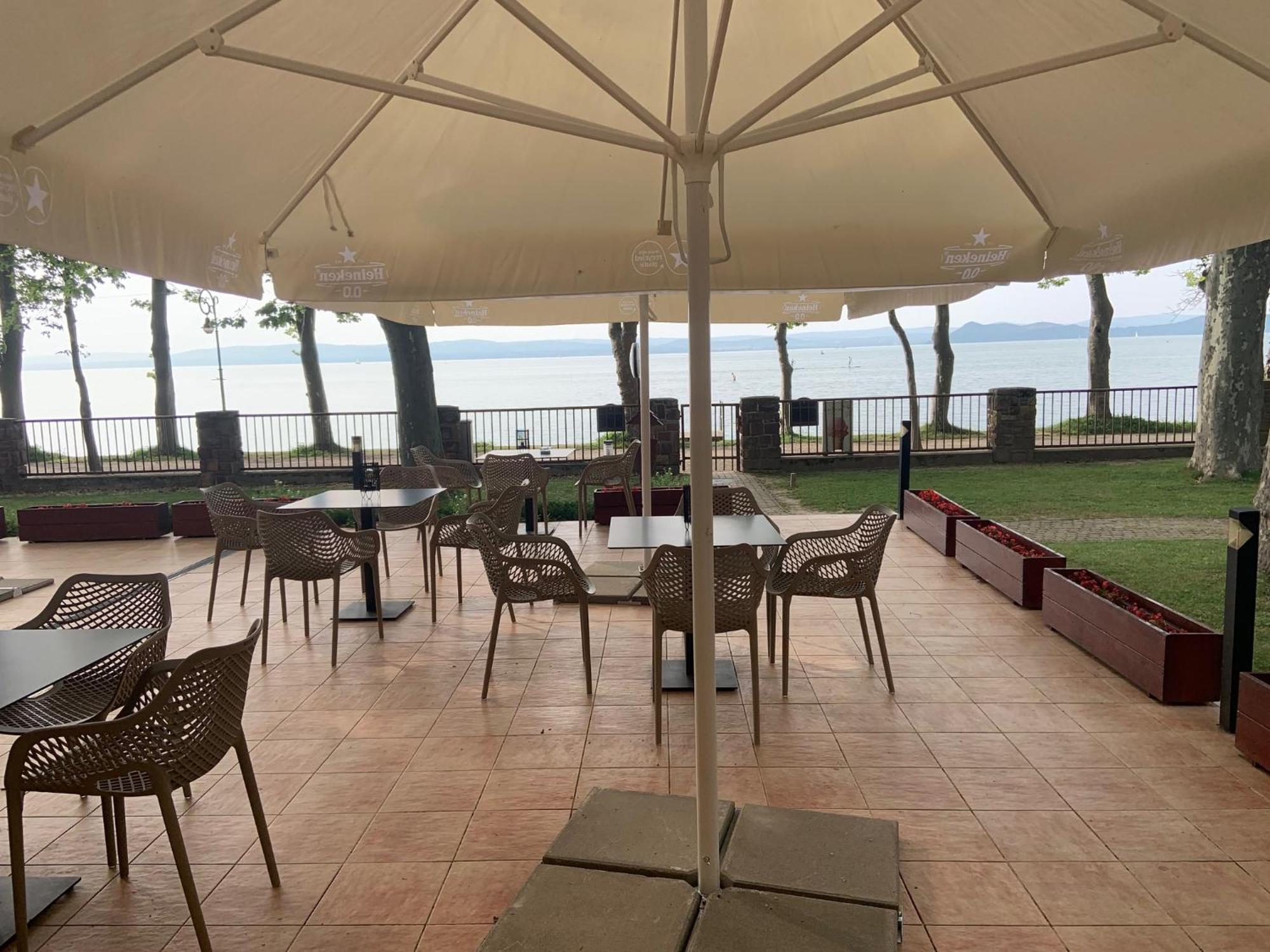 Bf Hotel Balatonföldvár 외부 사진