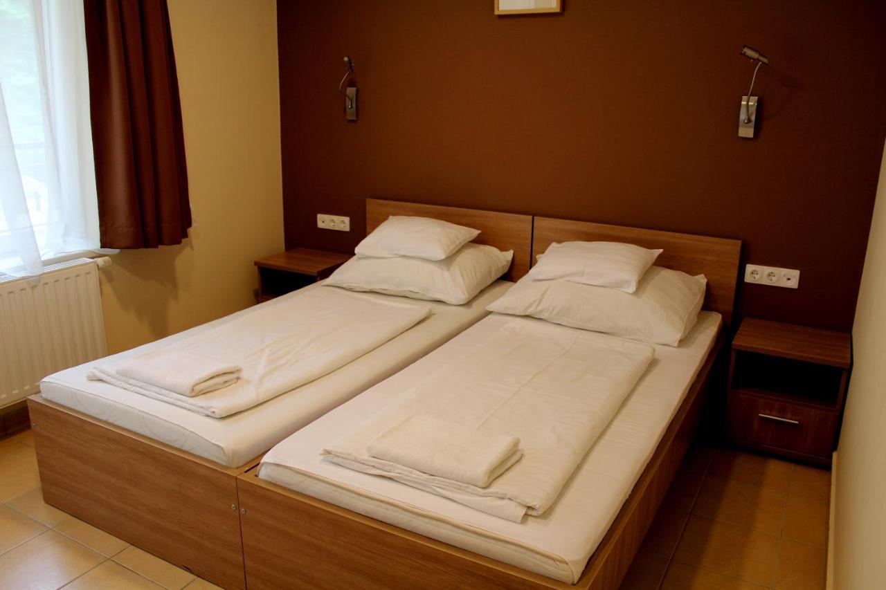 Bf Hotel Balatonföldvár 외부 사진